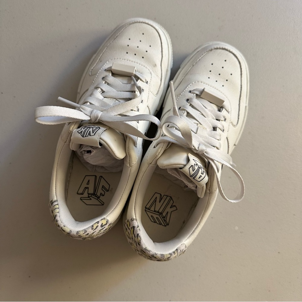 Nike Air Force 1 Pixel SE Women’s Sneakers